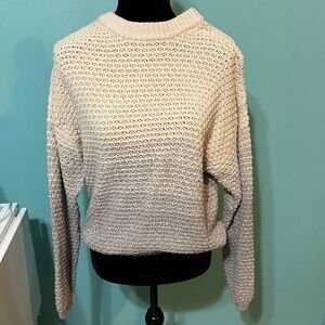 Universal Thread Cream Crew Neck Sweater